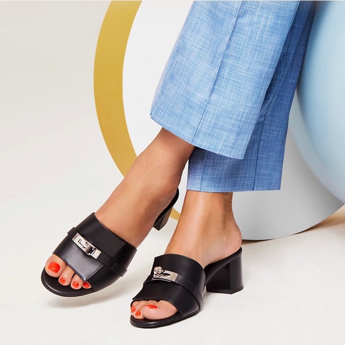 エルメスレディースブラックケリーミュールe124