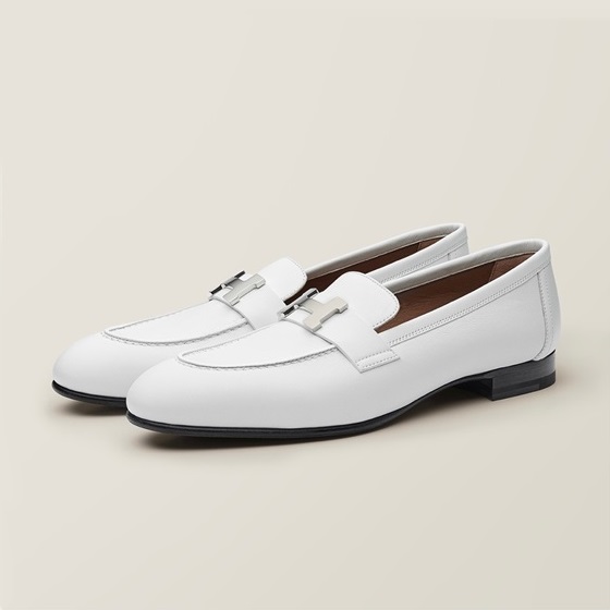 エルメスレディースホワイトパリローファーe138