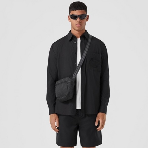 バーバリーメンズベーシックブラックシャツu152