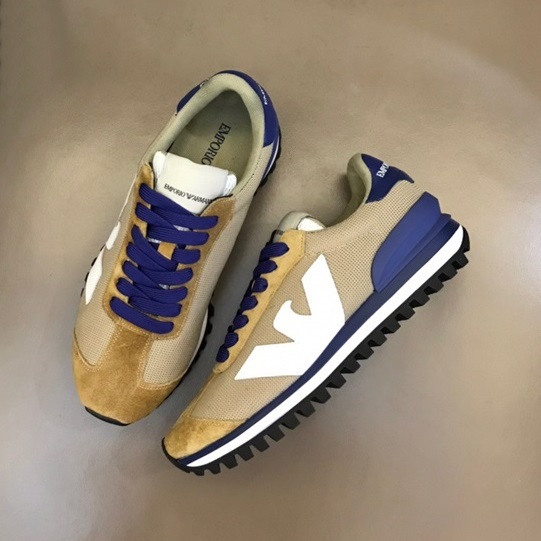 アルマーニメンズクラシックキャメルスニーカーr09