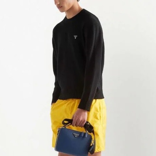 プラダメンズモダンイエローショートパンツr409