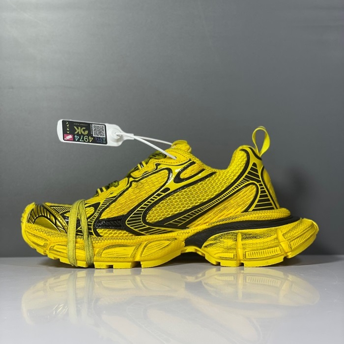 バレンシアガユニセックスイエローブローファーa325