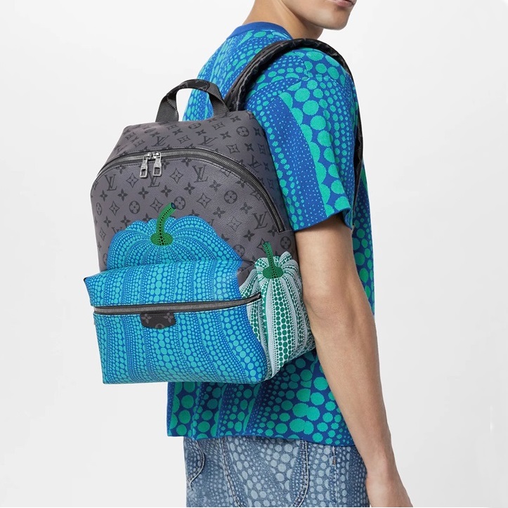 ルイヴィトンメンズブラックバックパックv833