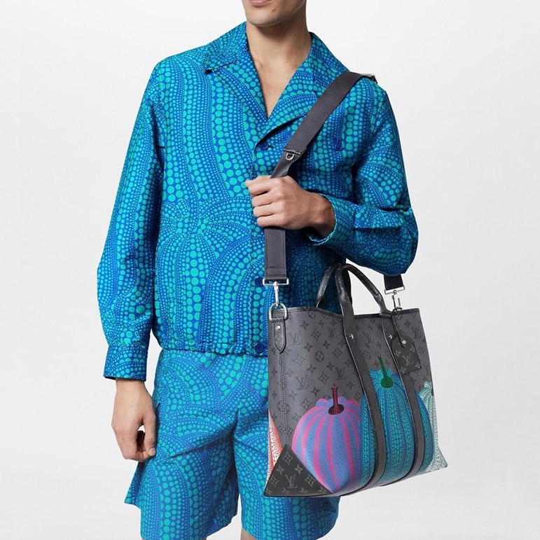 ルイヴィトンメンズブラッククロスバッグv834