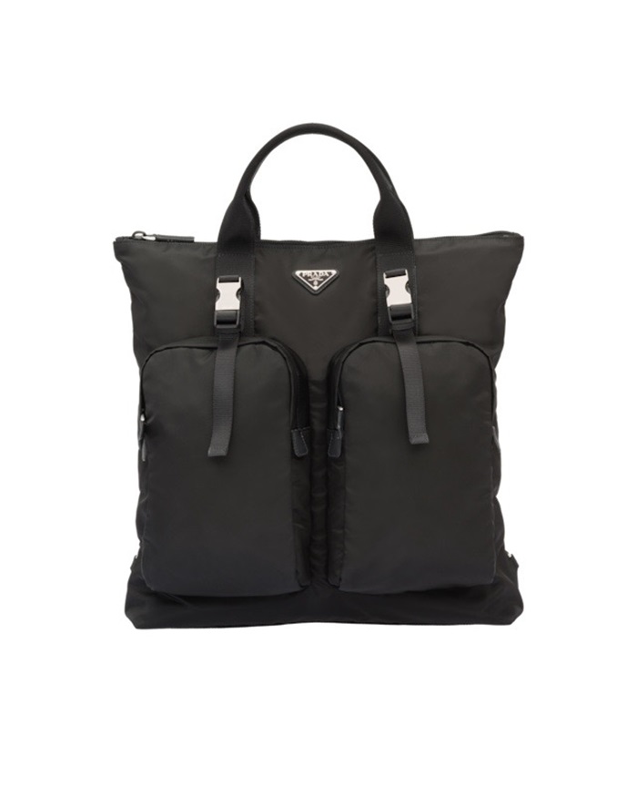プラダメンズブラックバックパックr444