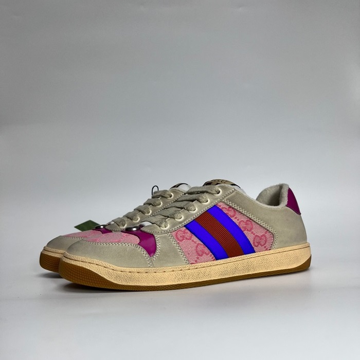 グッチユニセックスパープルスニーカーu635