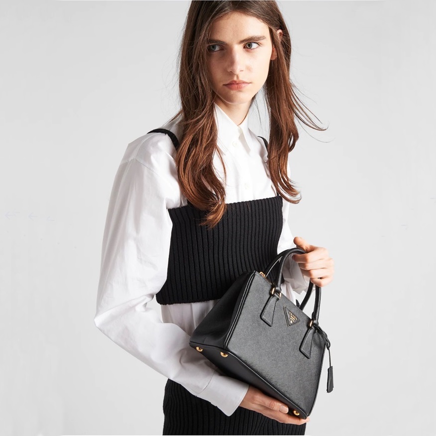 プラダレディースブラックダブルバッグr474