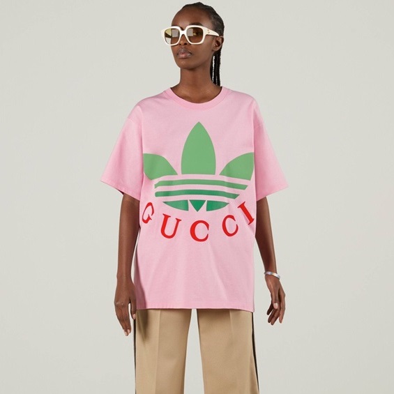 グッチレディースピンククルーネック半袖Tシャツu663