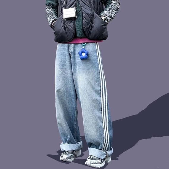 バレンシアガメンズブルージーンズa367