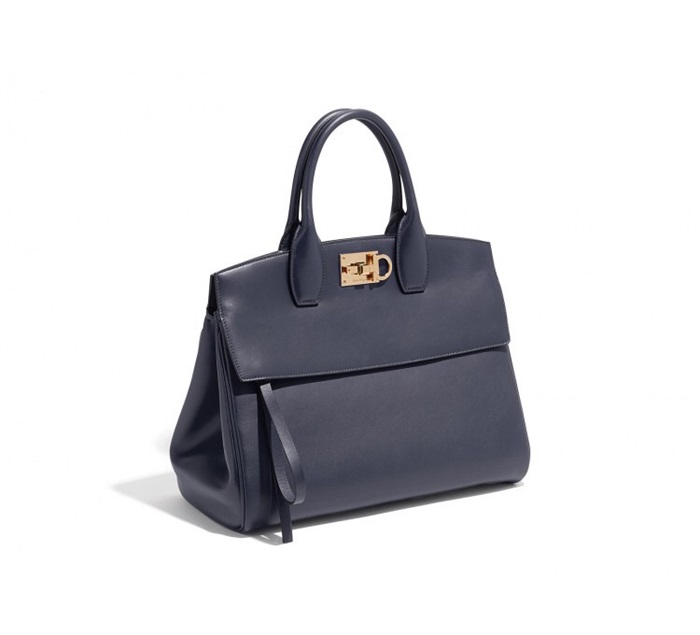 サルヴァトーレフェラガモレディースネイビートートバッグf55