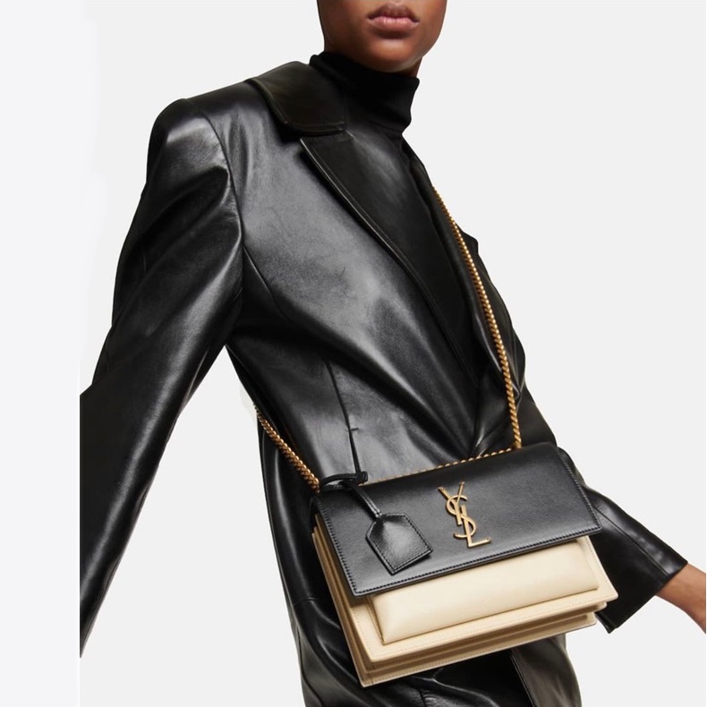 サンローランレディースアイボリークロスバッグl766