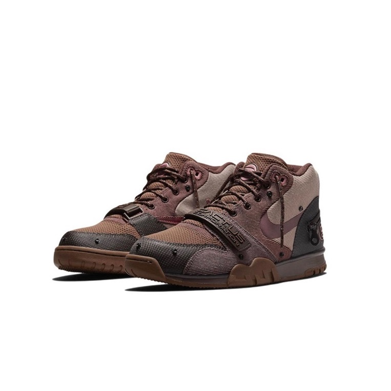 ナイキユニセックスブラウンスニーカーk169