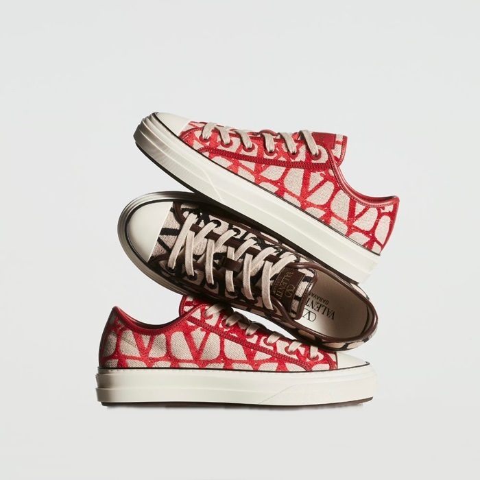 ヴァレンティノユニセックスレッドスニーカーl428