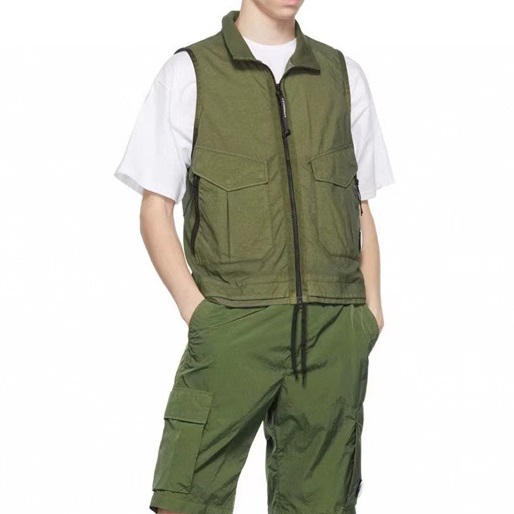 シーピーカンパニーメンズカーキショートパンツp06