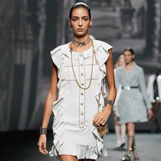 シャネルレディースイニシャルネックレスc09