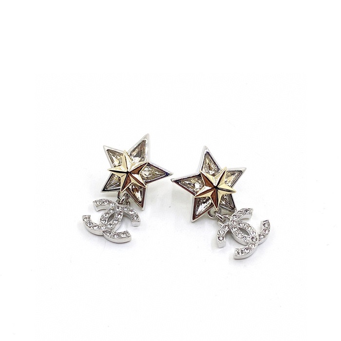 シャネルレディースホワイトゴールドピアスc61