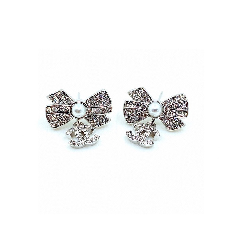 シャネルレディースホワイトゴールドピアスc75