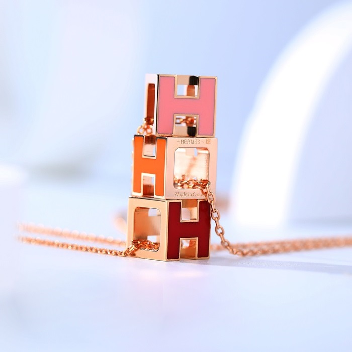 エルメスレディースオレンジネックレスc124