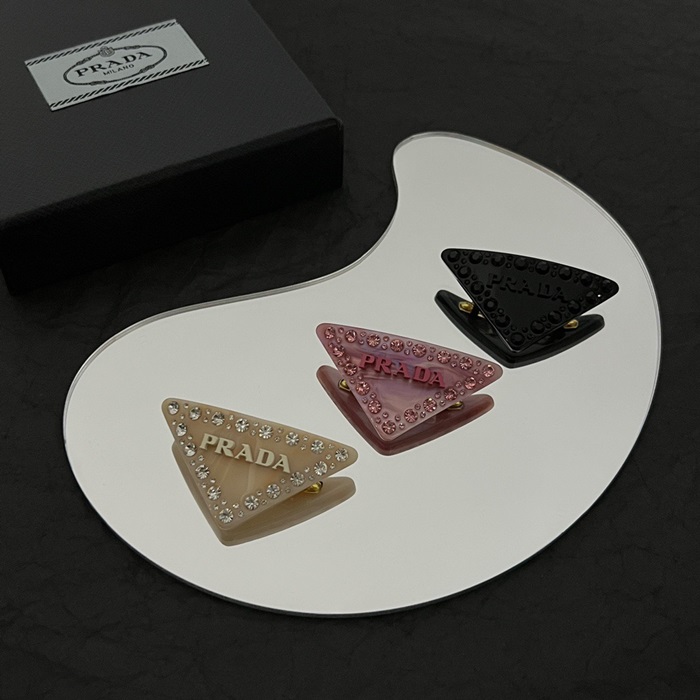 プラダレディースブラックヘアピンc143