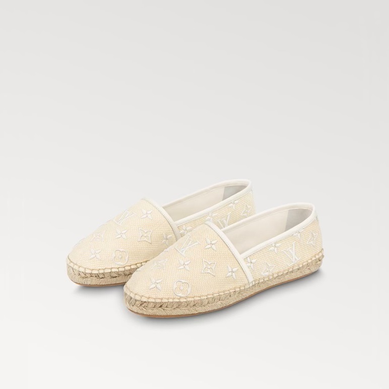 ルイヴィトンレディースアイボリーローファーv1175