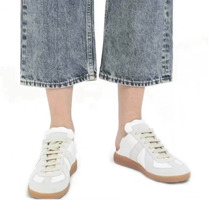 メゾンマルジェラユニセックスグレーブローファーi183