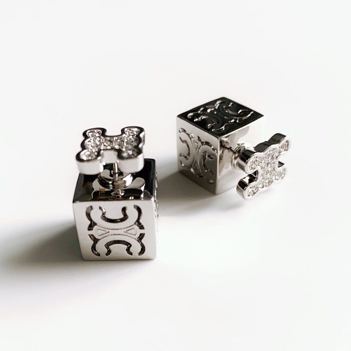 セリーヌレディースホワイトゴールドピアスc146