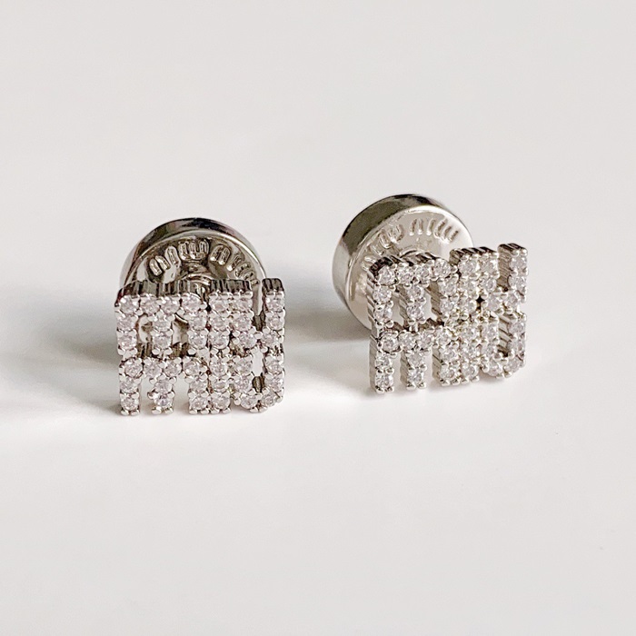 ミュウミュウレディースホワイトゴールドピアスc147