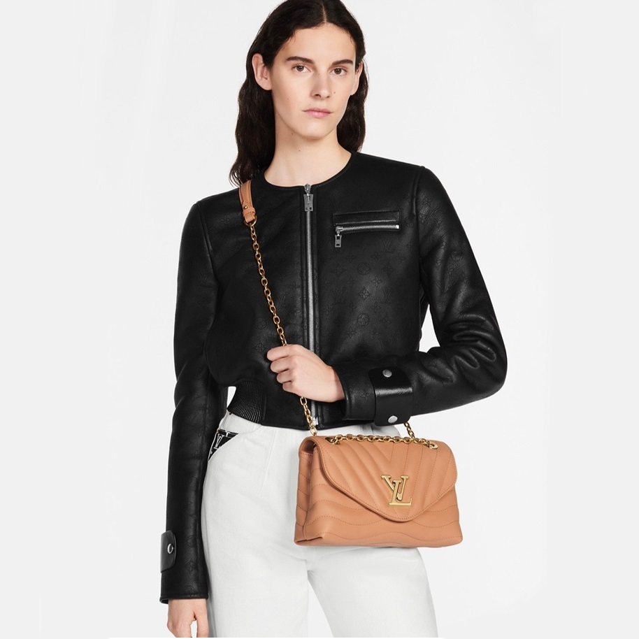 ルイヴィトンレディースベージュクロスバッグv1260