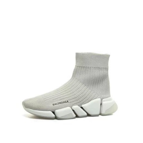 バレンシアガユニセックスベージュスニーカーa484