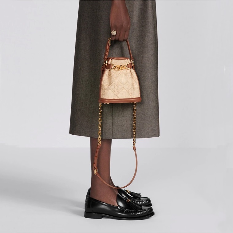 ディオールレディースベージュクロスバッグi535