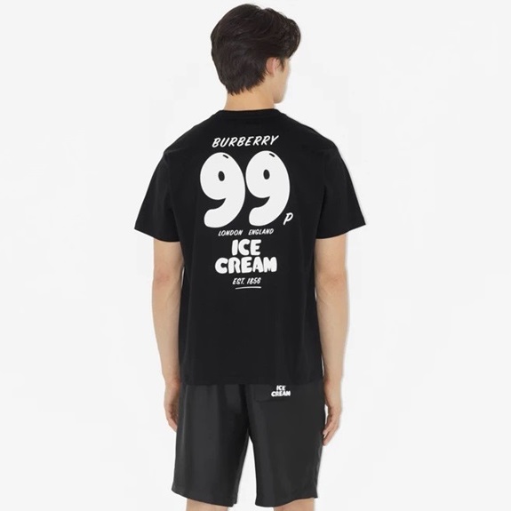 バーバリーメンズブラッククルーネック半袖Tシャツu197