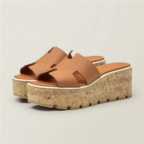 エルメスレディースゴールドサンダルe223