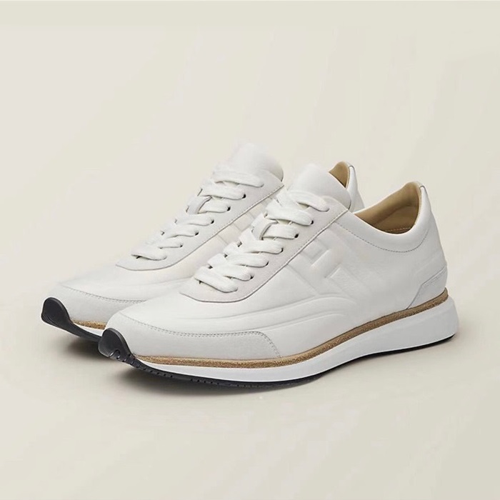 エルメスメンズホワイトスニーカーe229