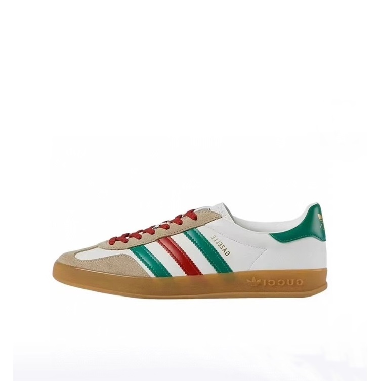 グッチユニセックスグリーンスニーカーu836