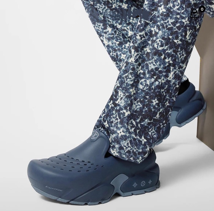 ルイヴィトンメンズネイビースリッパv1578