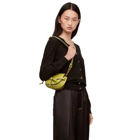 ロエベレディースグリーンショルダーバッグe774