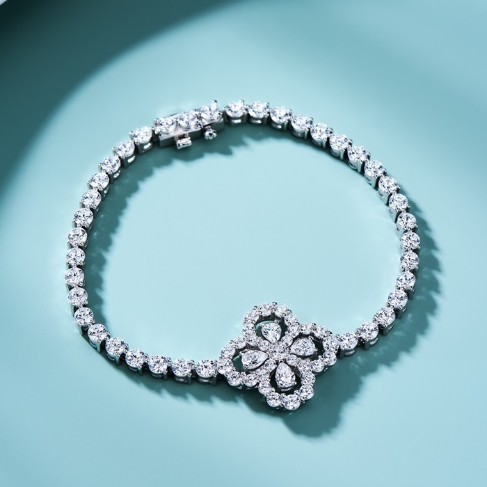 ティファニーレディースホワイトゴールドブレスレットc178