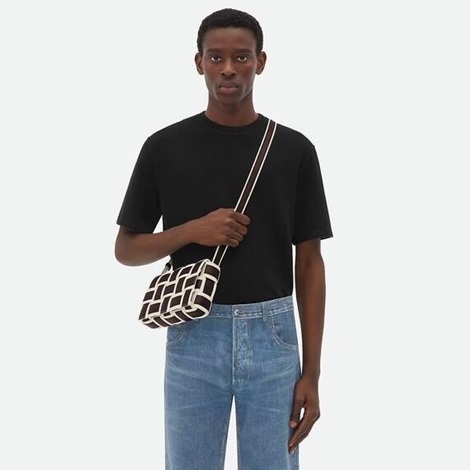 ボッテガヴェネタメンズブラックカセットバッグv114