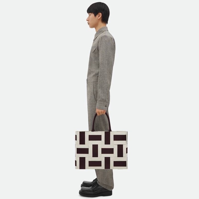 ボッテガヴェネタメンズブラックトートバッグv115