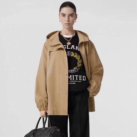 バーバリーレディースベージュジャケットu256