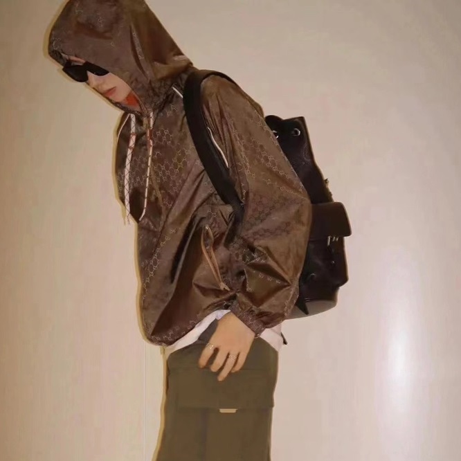 グッチメンズカジュアルブラウンジップアップジャケットu979