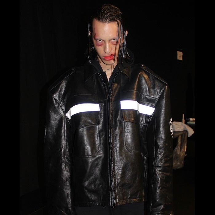 バレンシアガメンズブラックレザージャケットa596