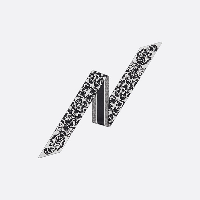 ディオールレディースホワイトシルクニットc327