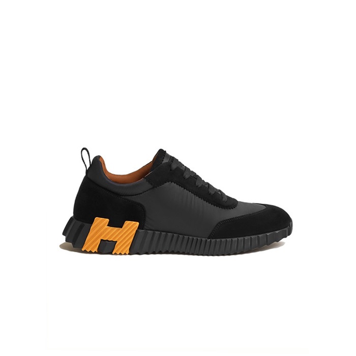 エルメスユニセックスバウンシングブラックスニーカーe331