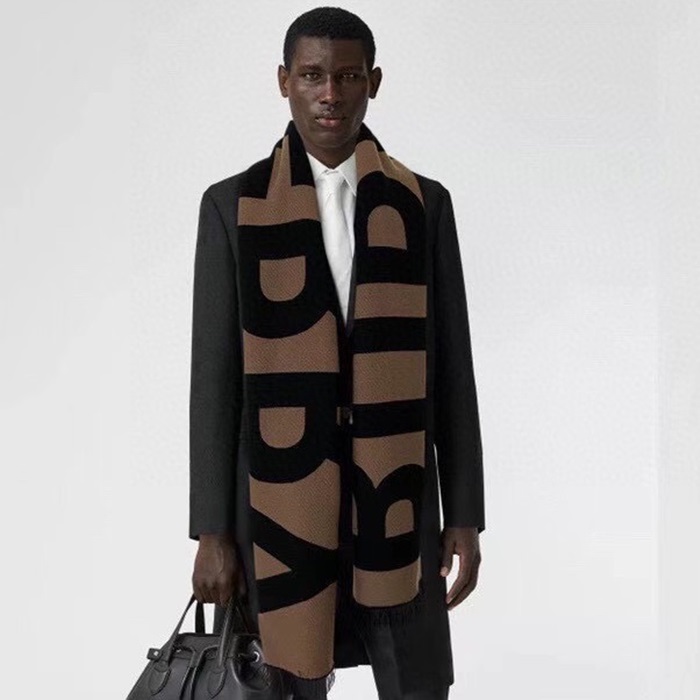 バーバリーメンズブラウン両面マフラーu314