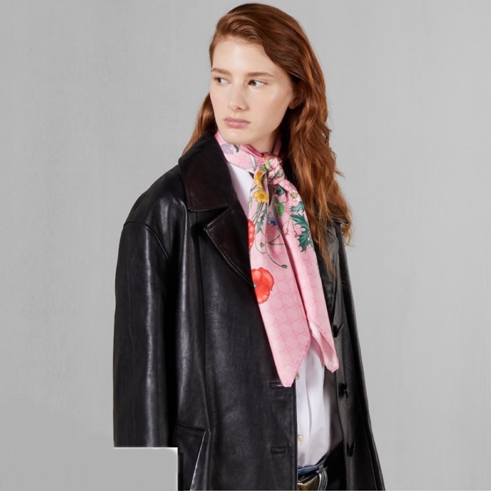 グッチレディースピンクニットu1088