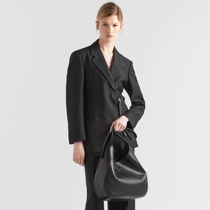 プラダレディースブラッククレオバッグr785