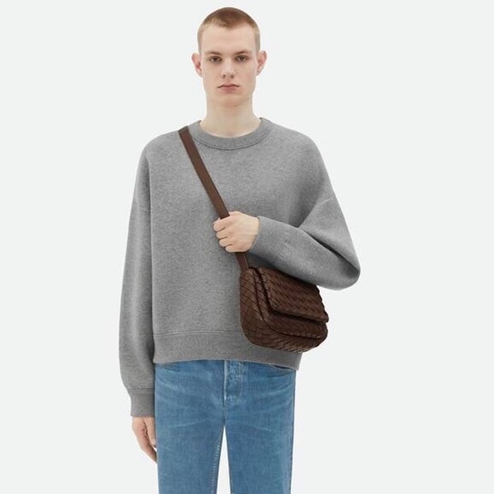 ボッテガヴェネタメンズブラウンコブルバッグv246