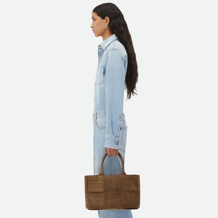 ボッテガヴェネタレディースキャメルトートバッグv262