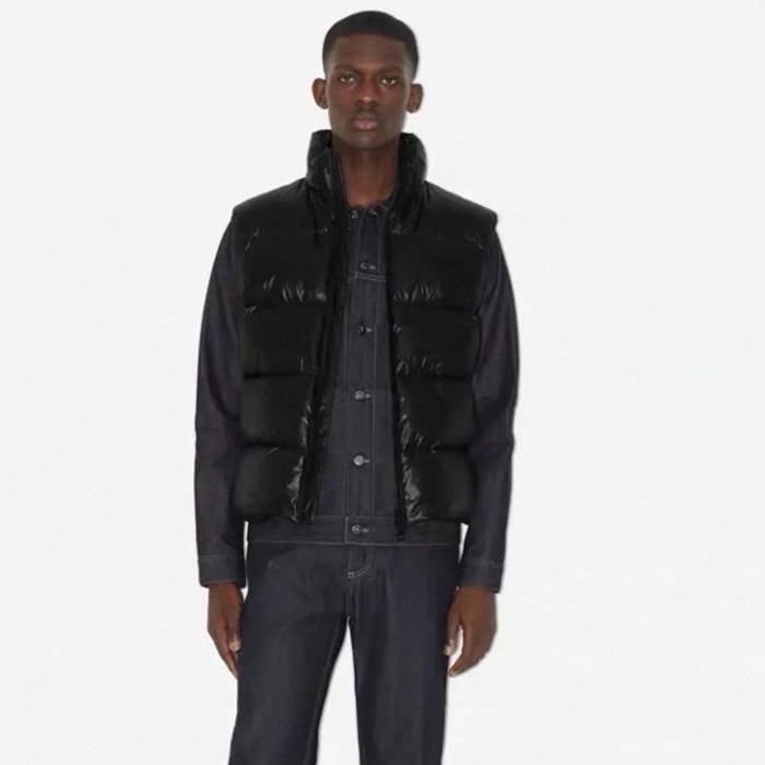 バーバリーメンズブラックベストu348